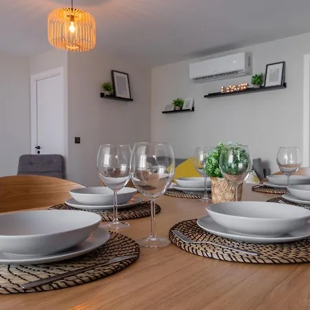 Torre 2 Planta 11 דירה *